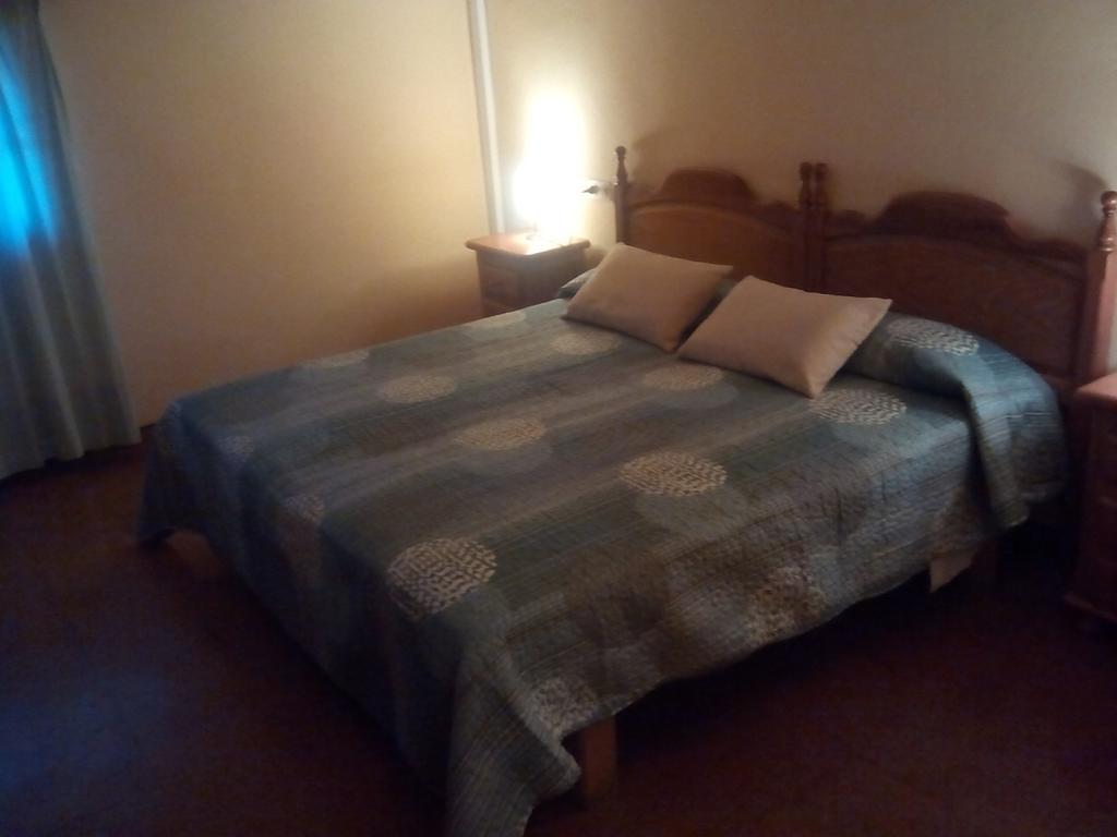Hotel Puig Gros Montrás Zimmer foto